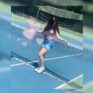 Meet your Posher, Ixell